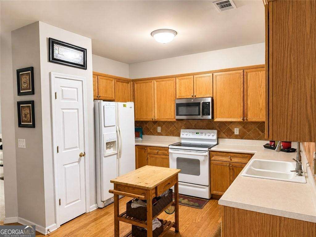 1423 Lady Slipper Court Kennesaw - Photo 10