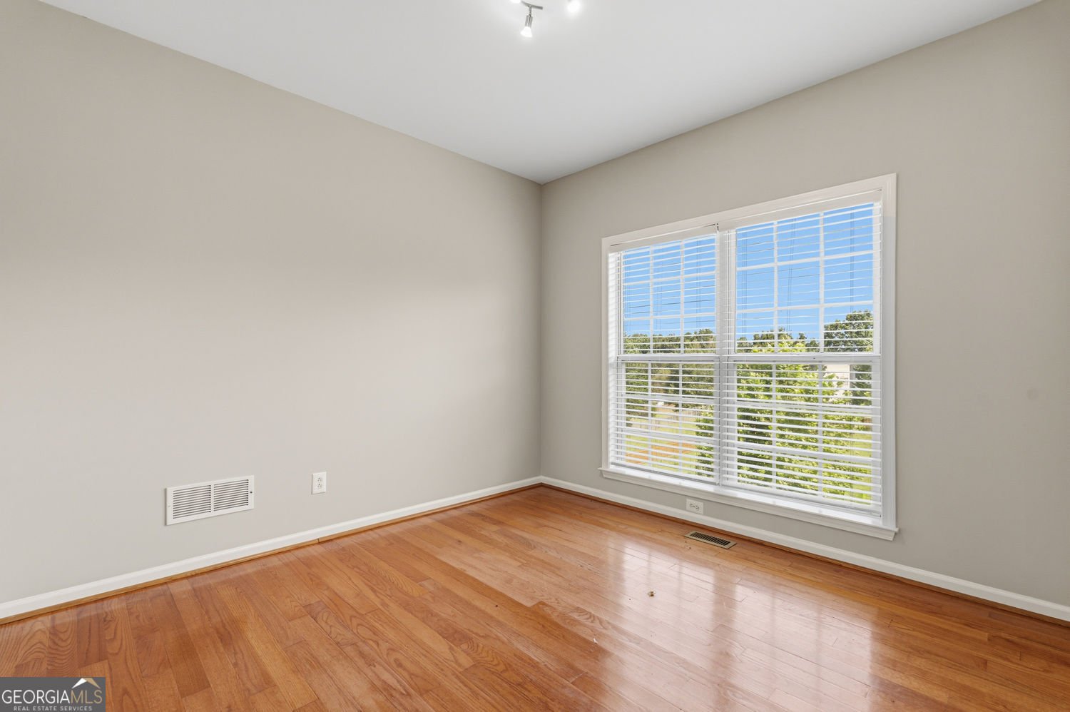 2628 Myrtlewood Lane Kennesaw - Photo 14