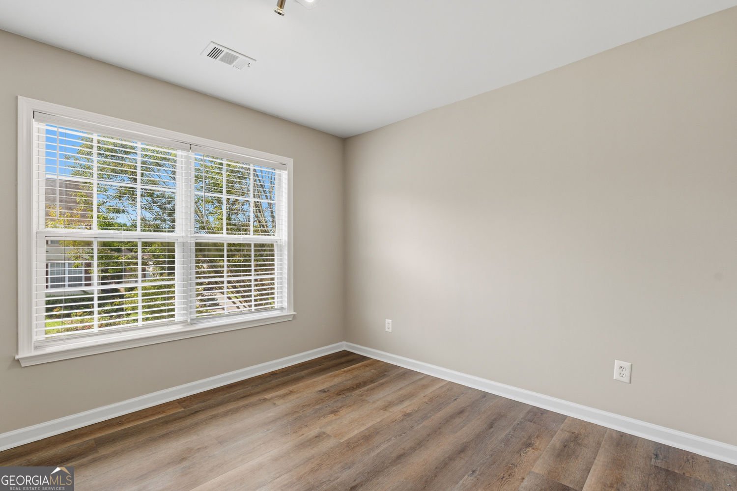 2628 Myrtlewood Lane Kennesaw - Photo 18