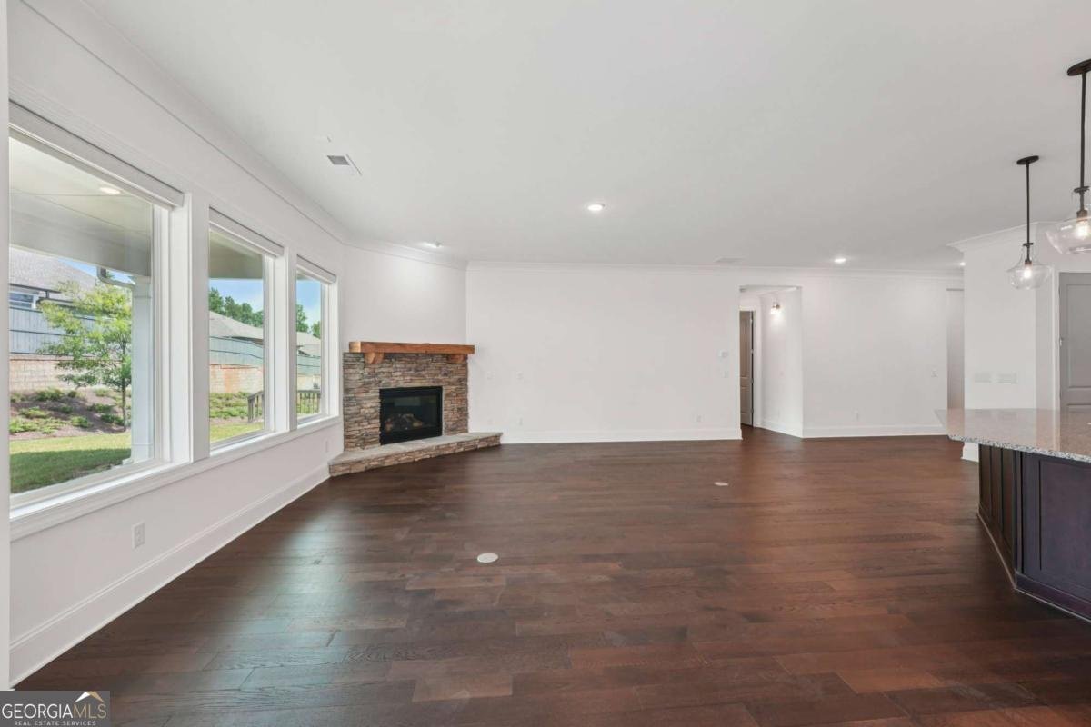 716 Elizabeth Trail Woodstock - Photo 11