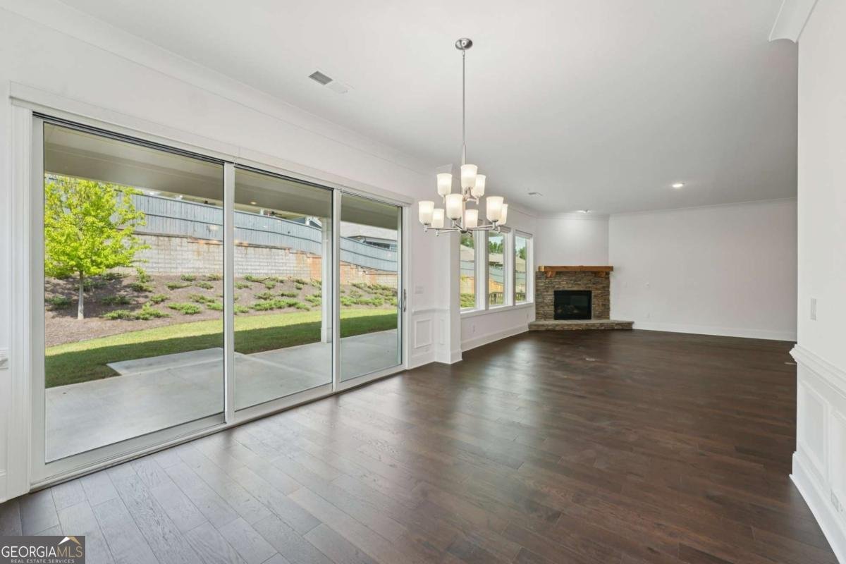 716 Elizabeth Trail Woodstock - Photo 14
