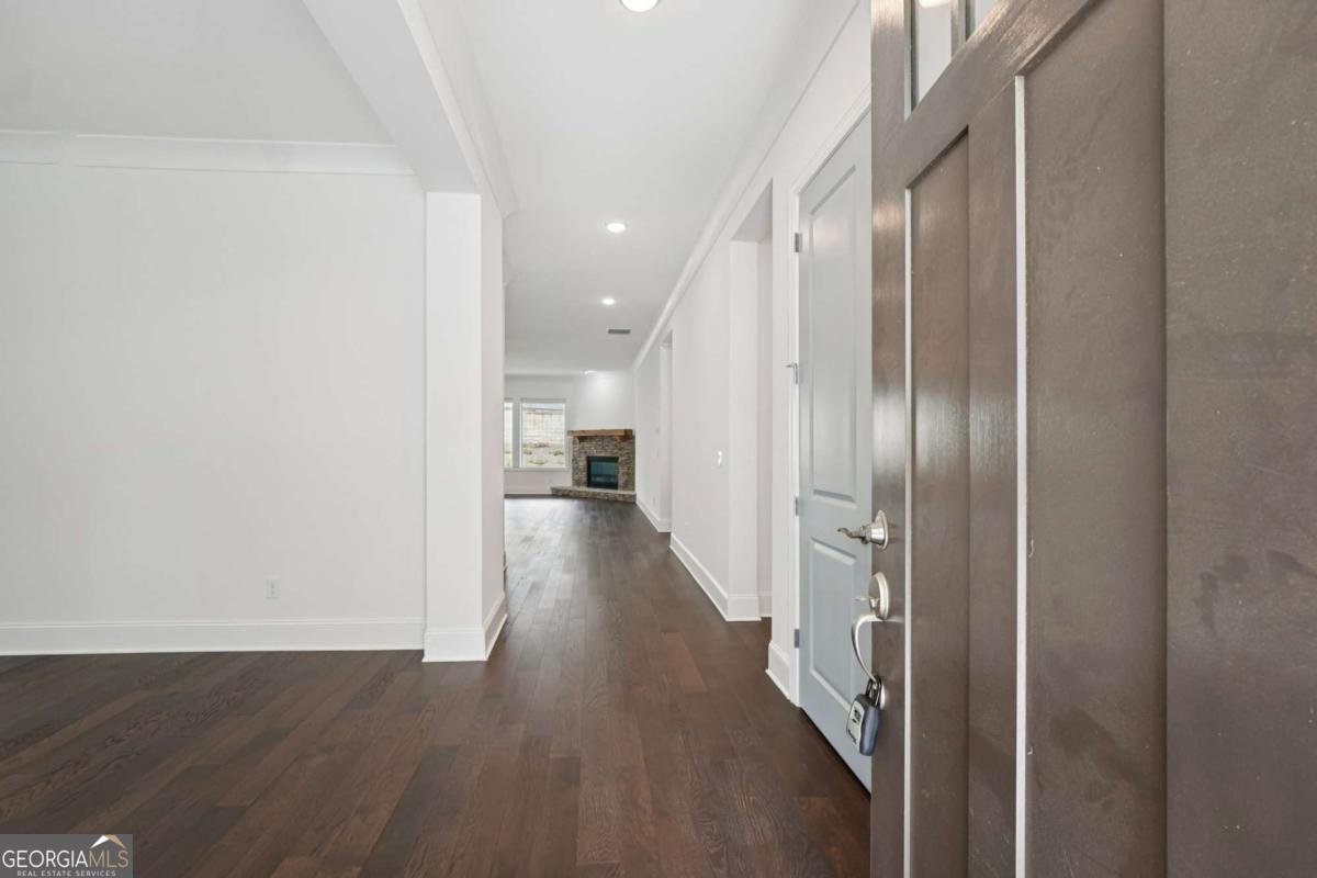 716 Elizabeth Trail Woodstock - Photo 6