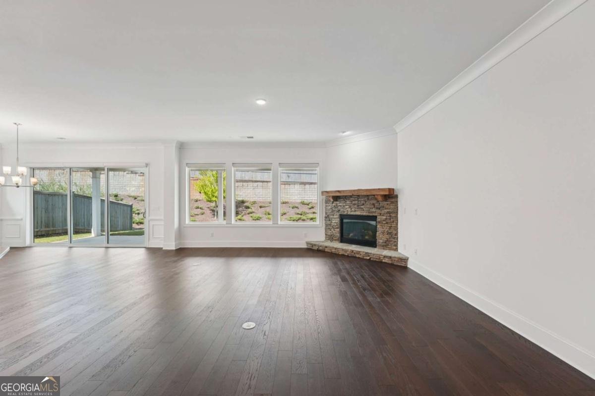 716 Elizabeth Trail Woodstock - Photo 8