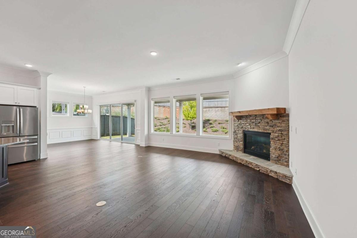 716 Elizabeth Trail Woodstock - Photo 9