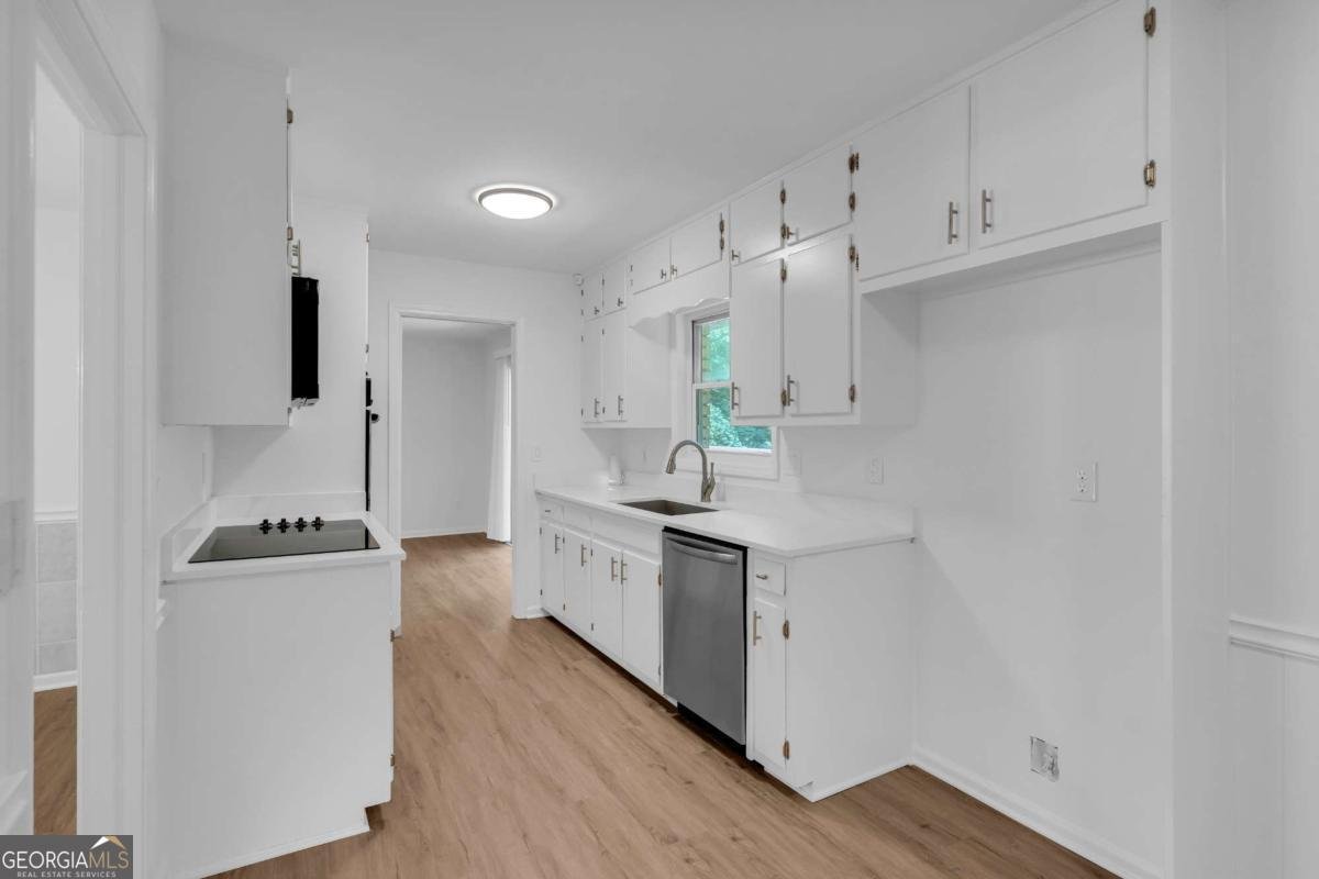 982 Yemassee Trail Stone Mountain - Photo 13