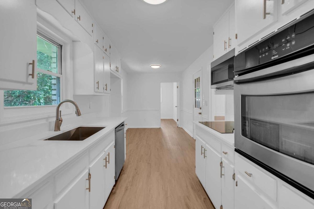 982 Yemassee Trail Stone Mountain - Photo 16