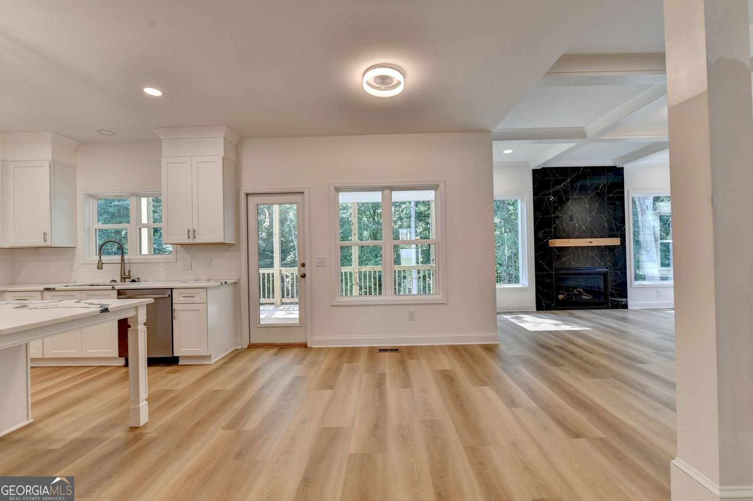 9135 Fox Trail Lane Gainesville - Photo 14