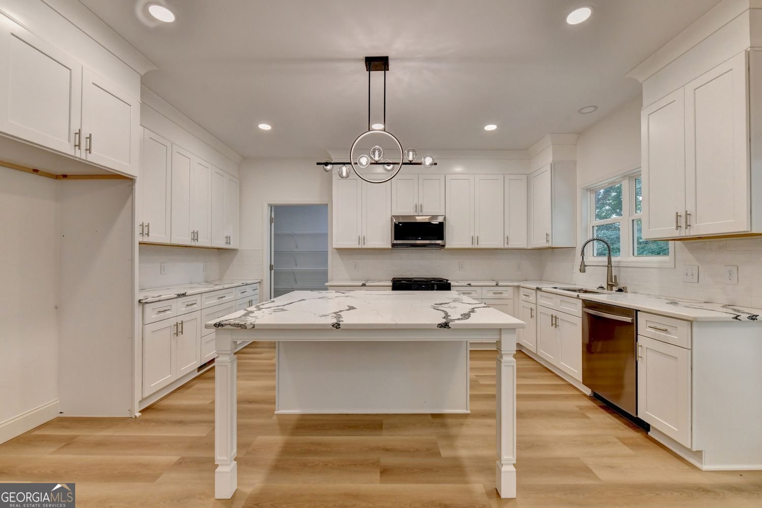 9135 Fox Trail Lane Gainesville - Photo 15