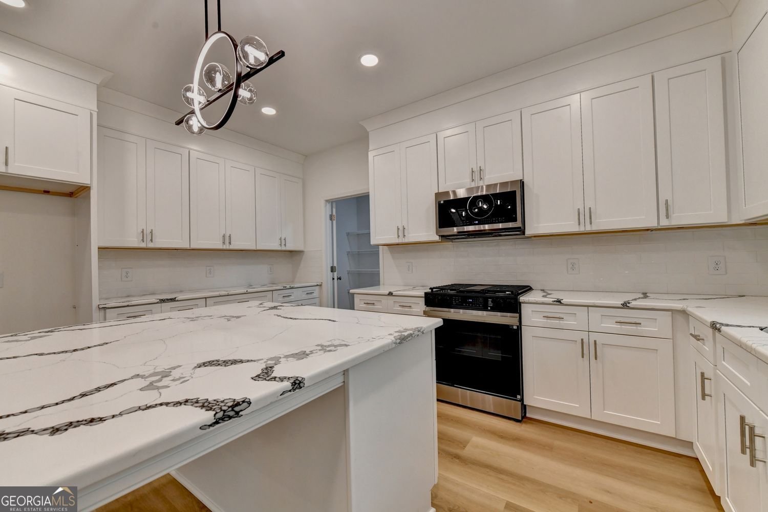 9135 Fox Trail Lane Gainesville - Photo 18