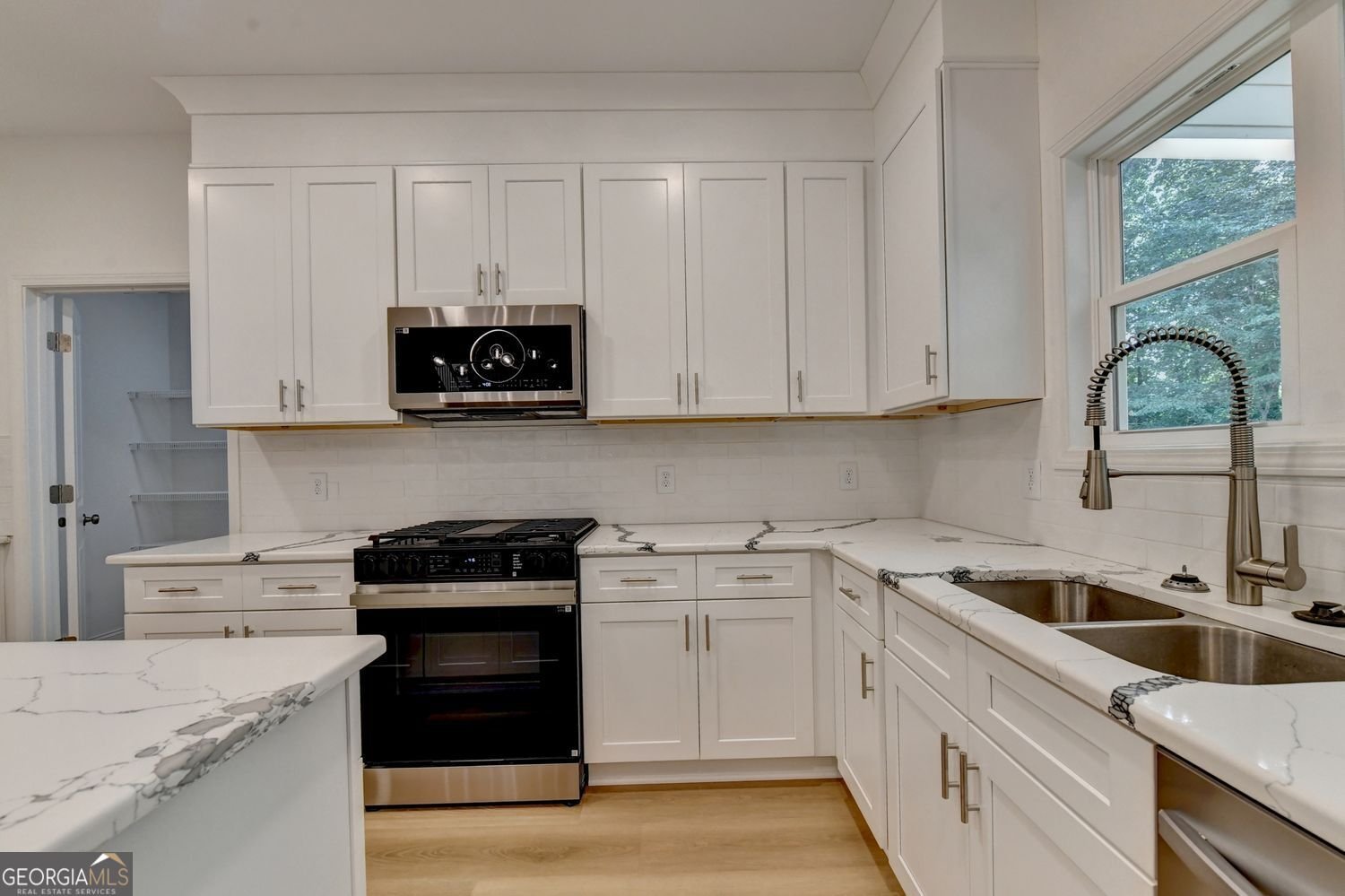 9135 Fox Trail Lane Gainesville - Photo 19