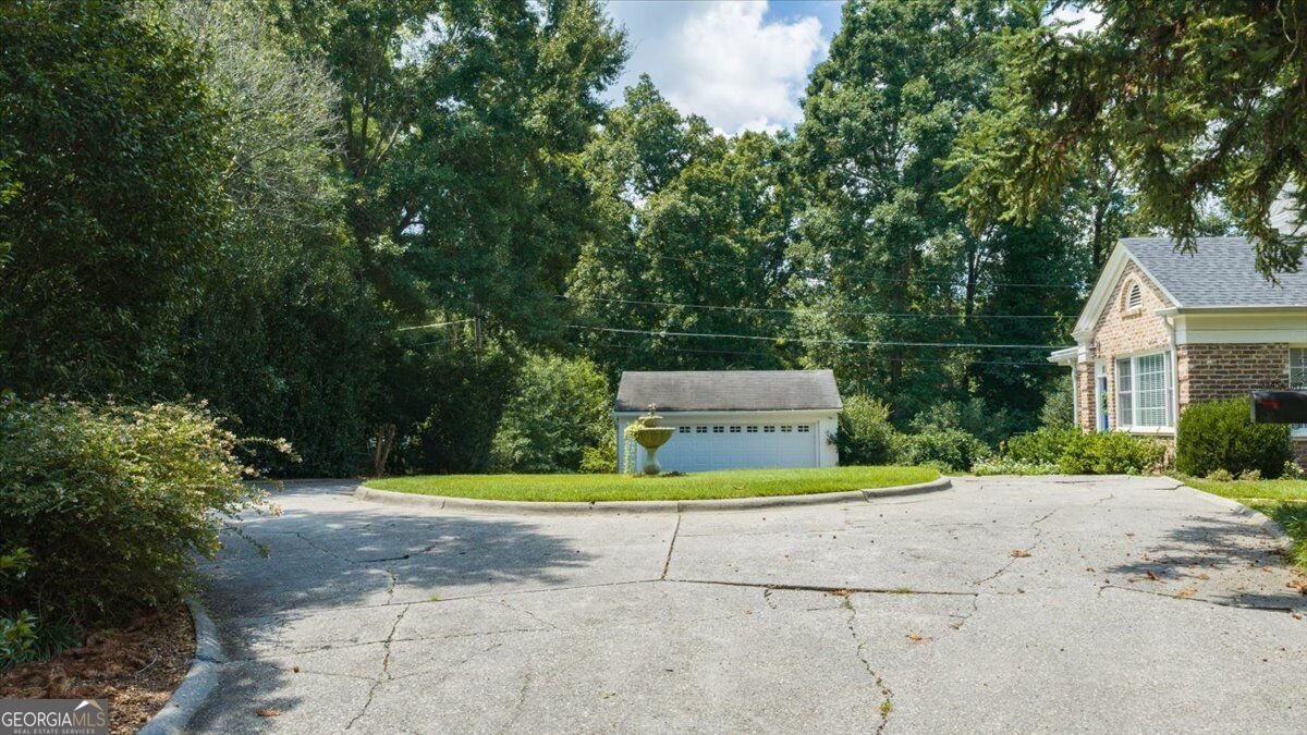 4860 Forsyth Road Macon - Photo 73