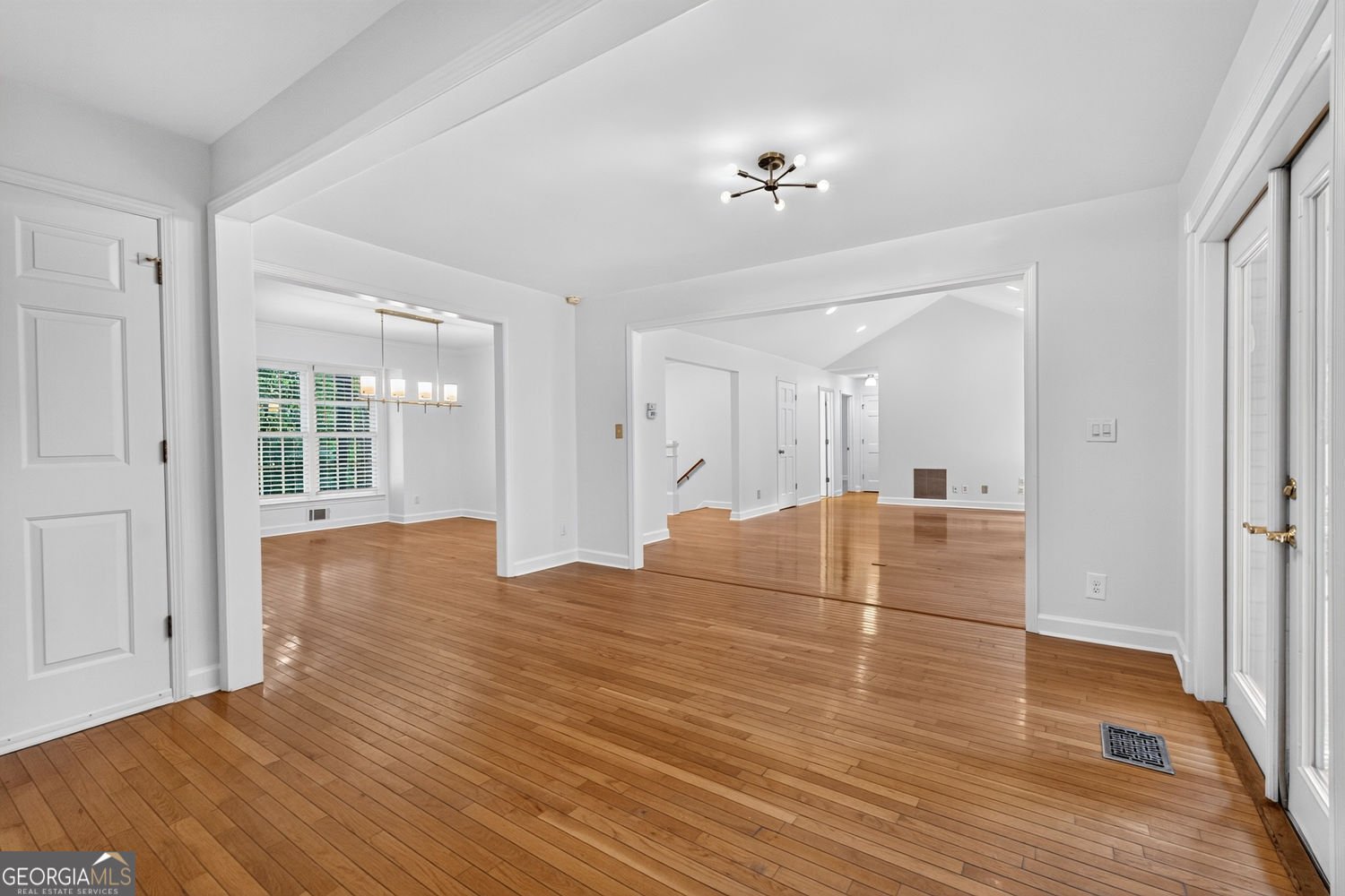 415 Forest Hills Drive Sandy Springs - Photo 25