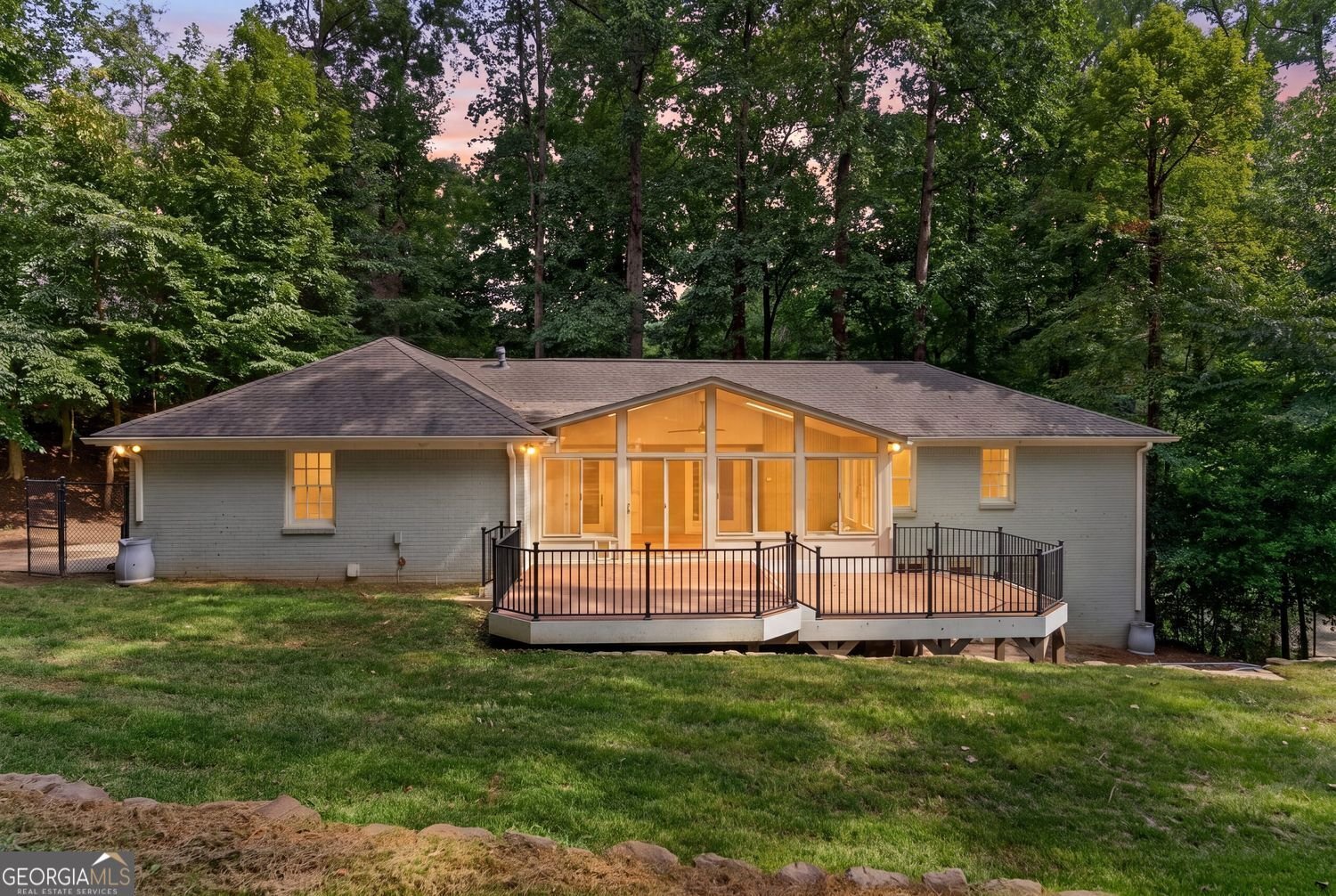 415 Forest Hills Drive Sandy Springs - Photo 47