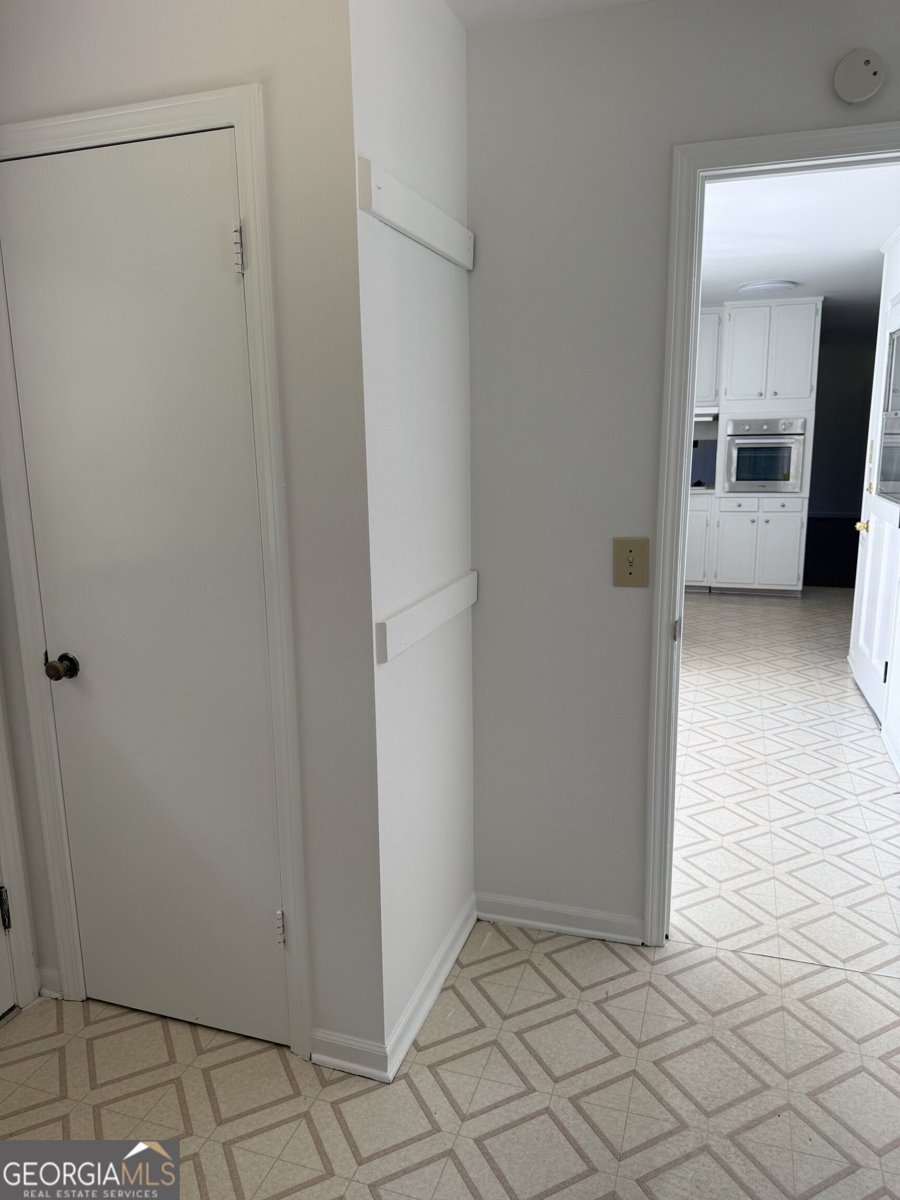 2027 Kensington High Street Lilburn - Photo 6