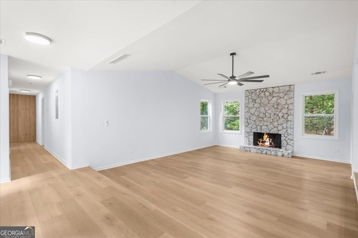 9570 Hillside Drive Roswell - Photo 10