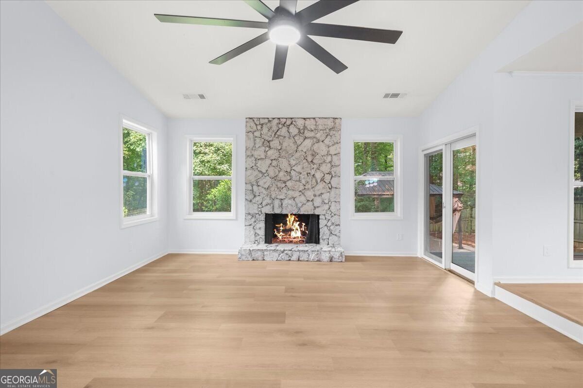 9570 Hillside Drive Roswell - Photo 9