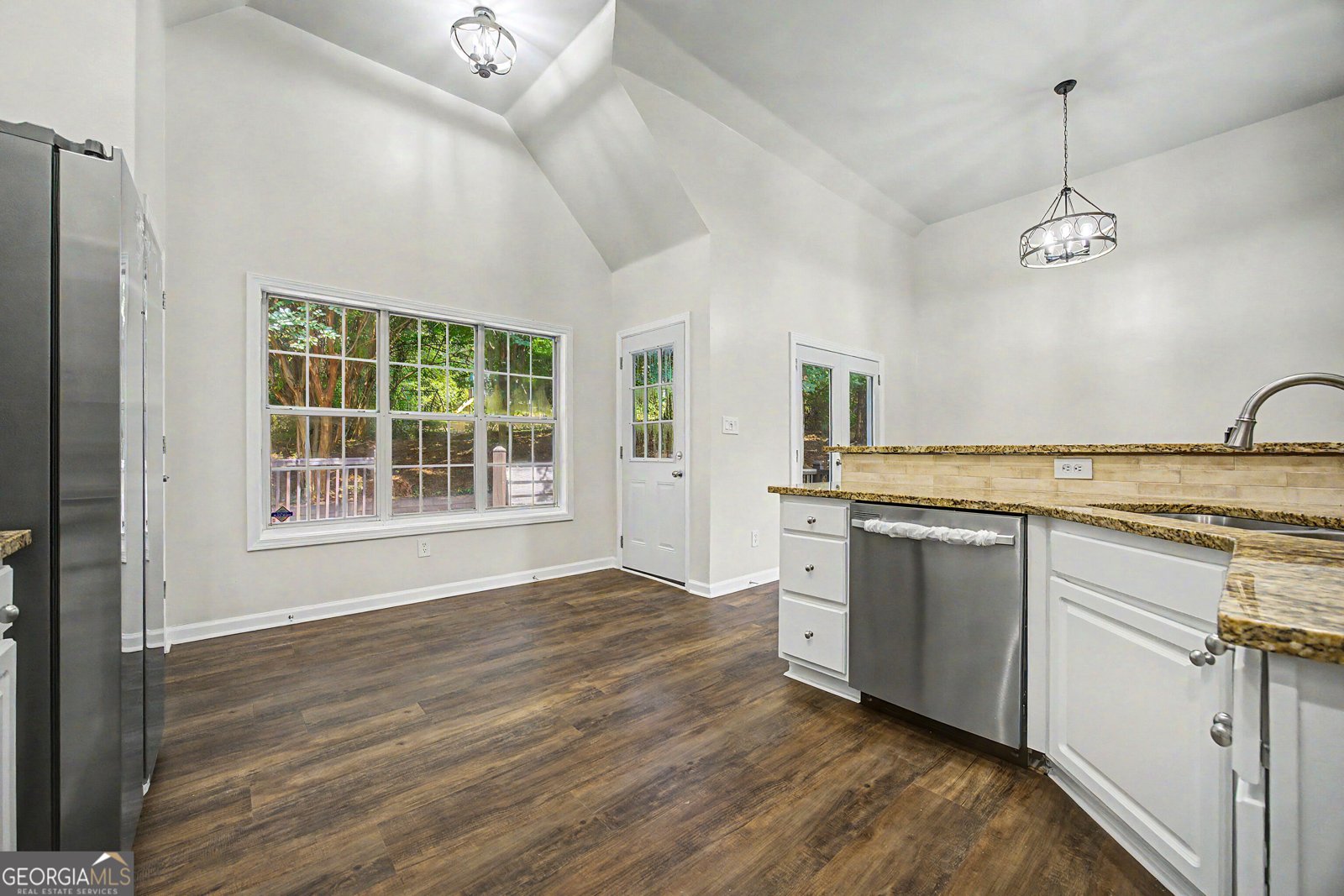 230 Blue Heron Lane Alpharetta - Photo 11