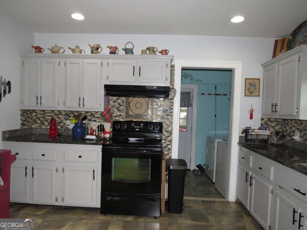 318 College Street Cedartown - Photo 11