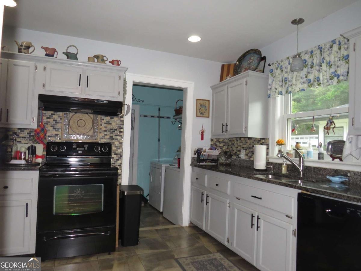 318 College Street Cedartown - Photo 12