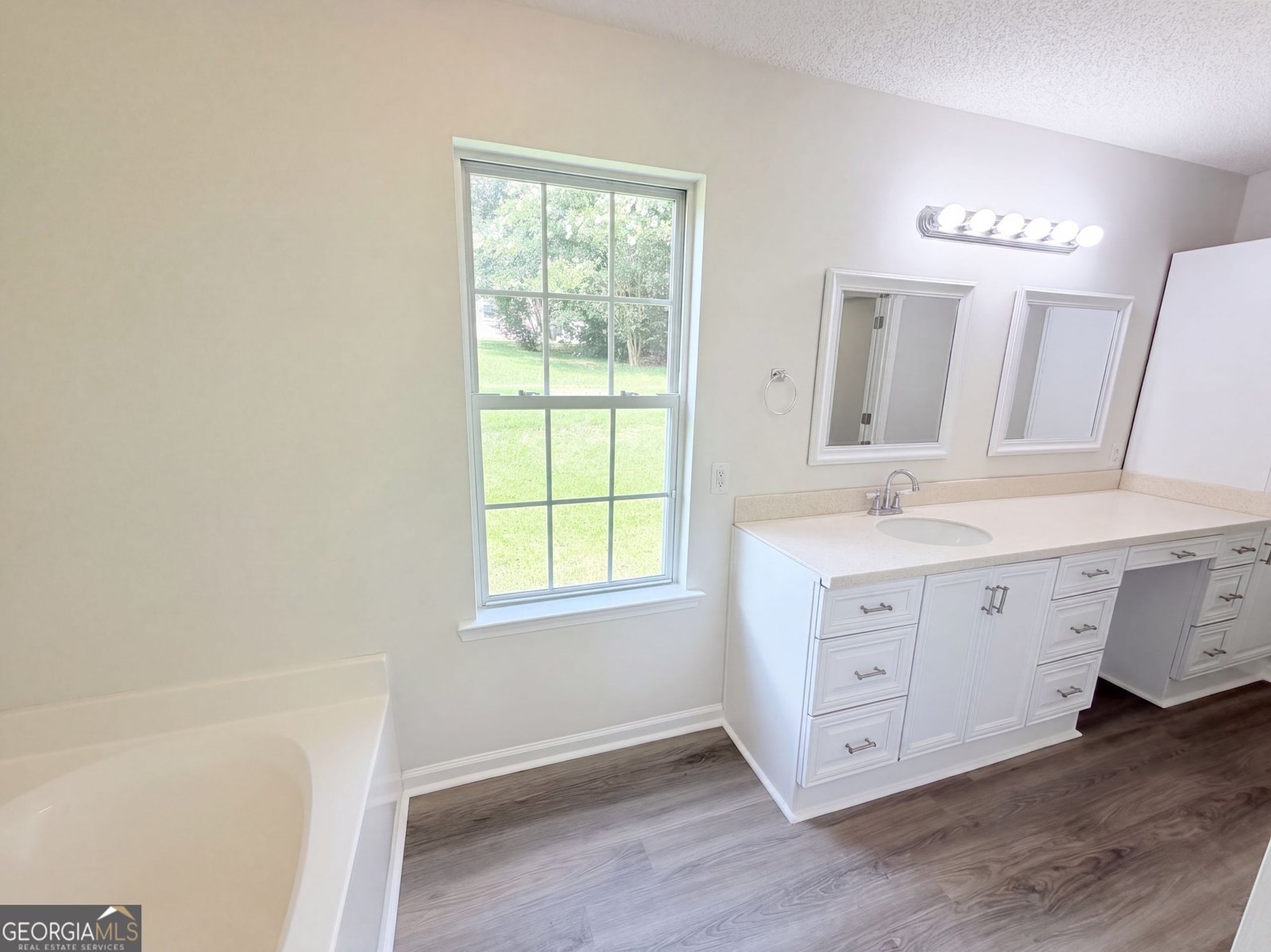 2506 Marixa Drive Statham - Photo 15