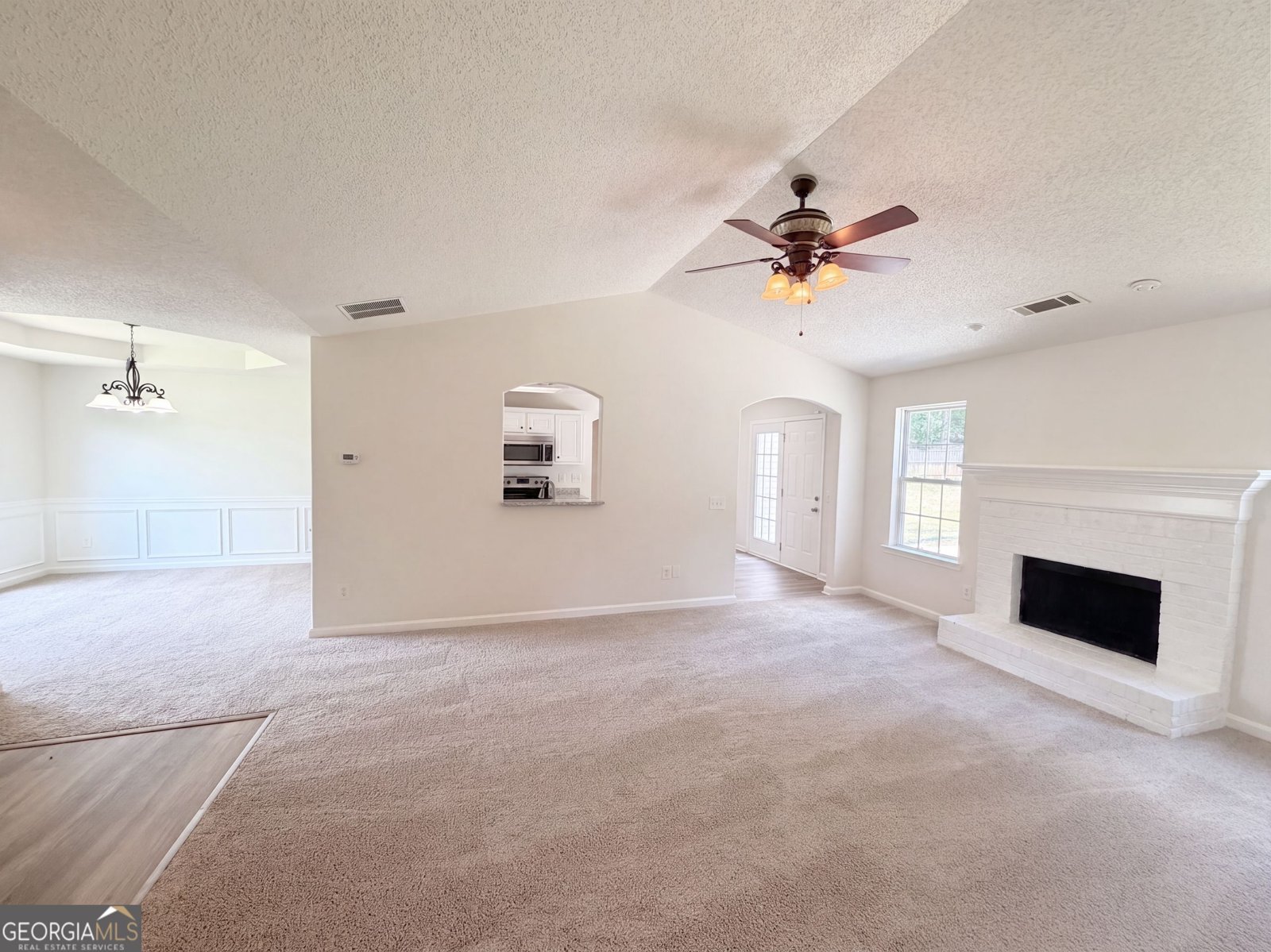 2506 Marixa Drive Statham - Photo 8