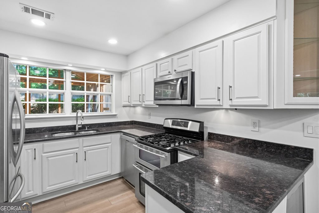 3617 Parkside CT Courts Peachtree Corners - Photo 18