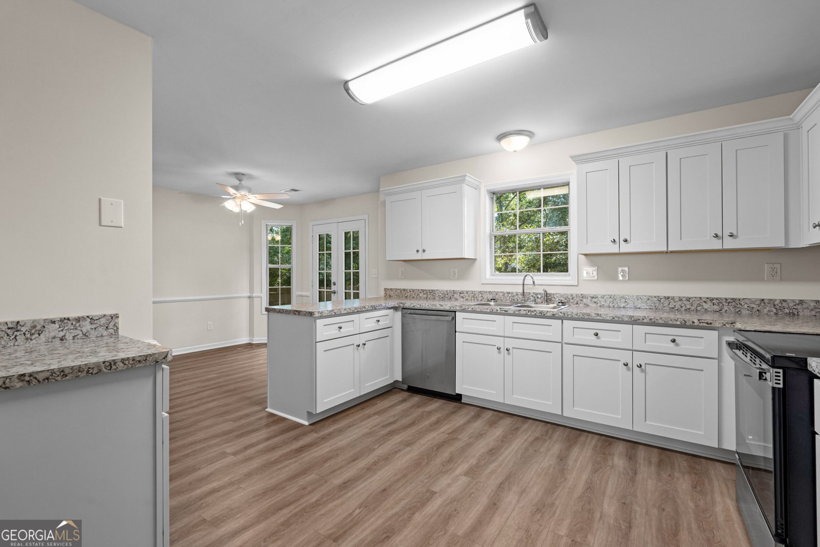 60 Deep Springs Way Covington - Photo 18