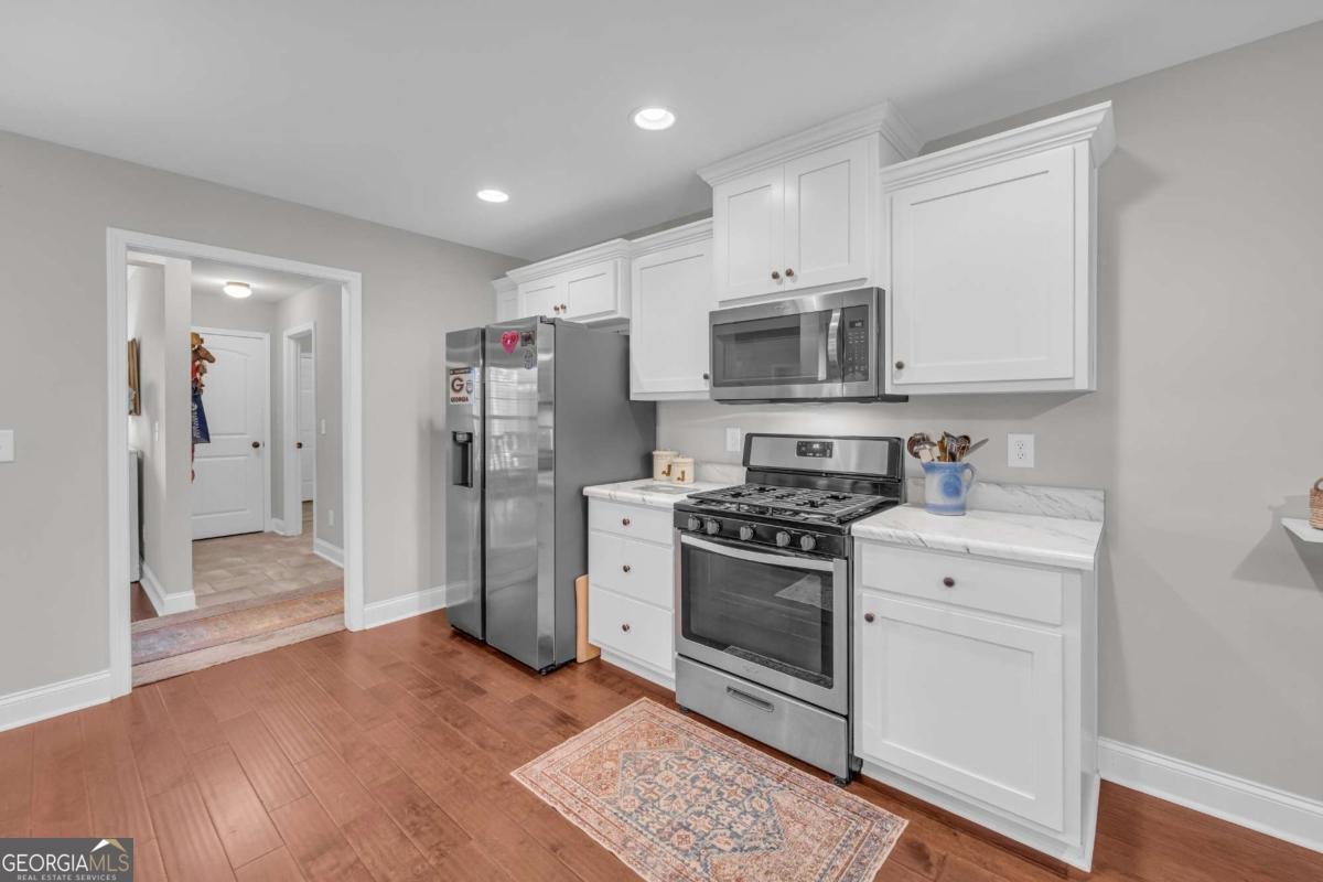 388 Belmont Park Drive Commerce - Photo 15