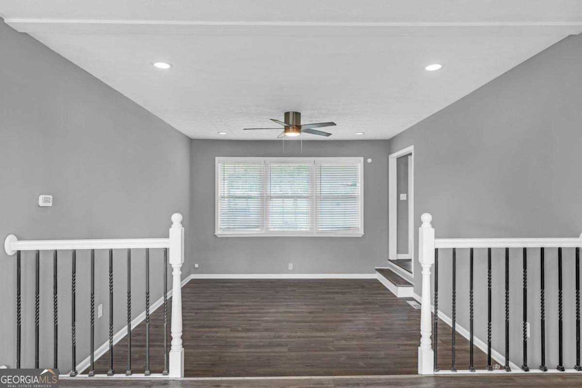 497 Dicks Court Lilburn - Photo 11