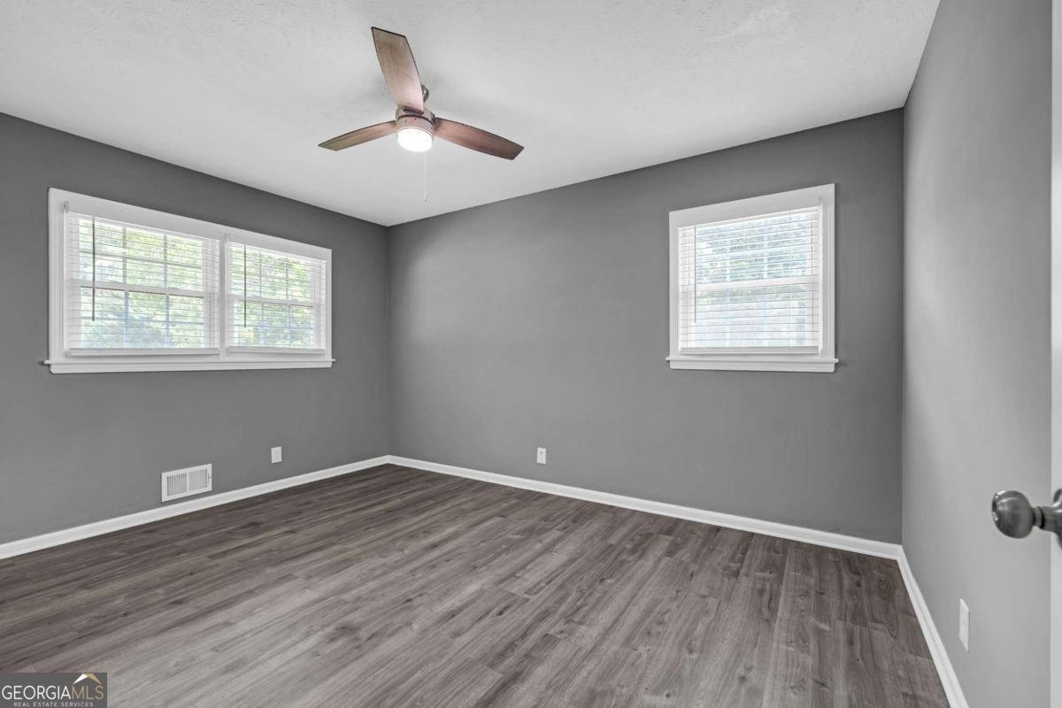 497 Dicks Court Lilburn - Photo 16