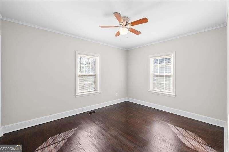 2506 Maple Street East Point - Photo 18