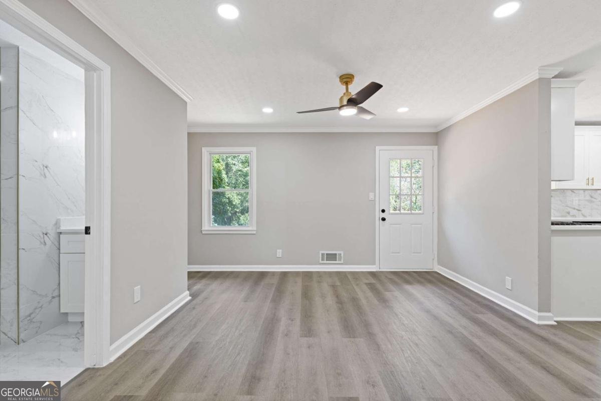 214 Lester Road Lawrenceville - Photo 7