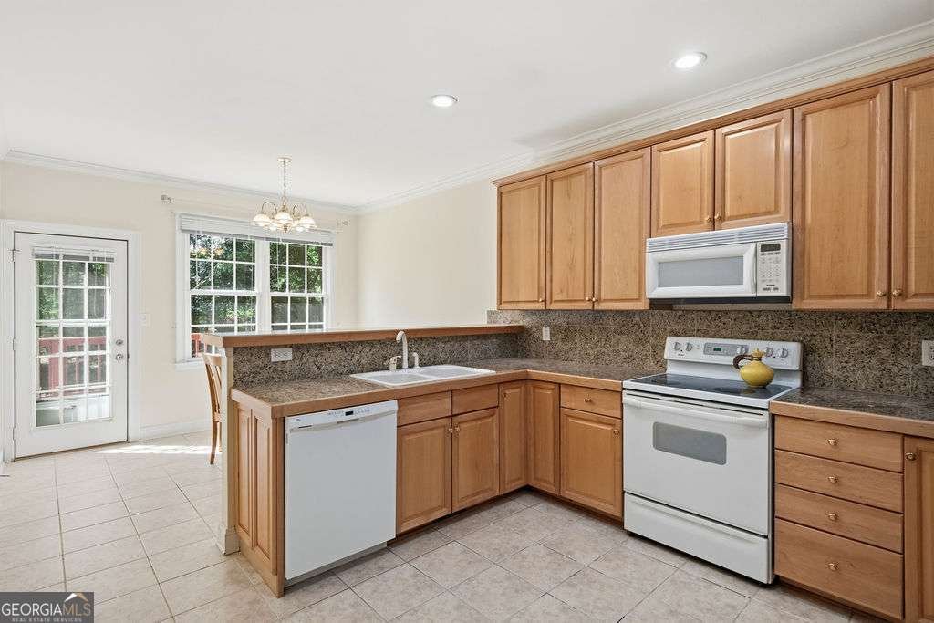 245 Deerhill Drive Bogart - Photo 14