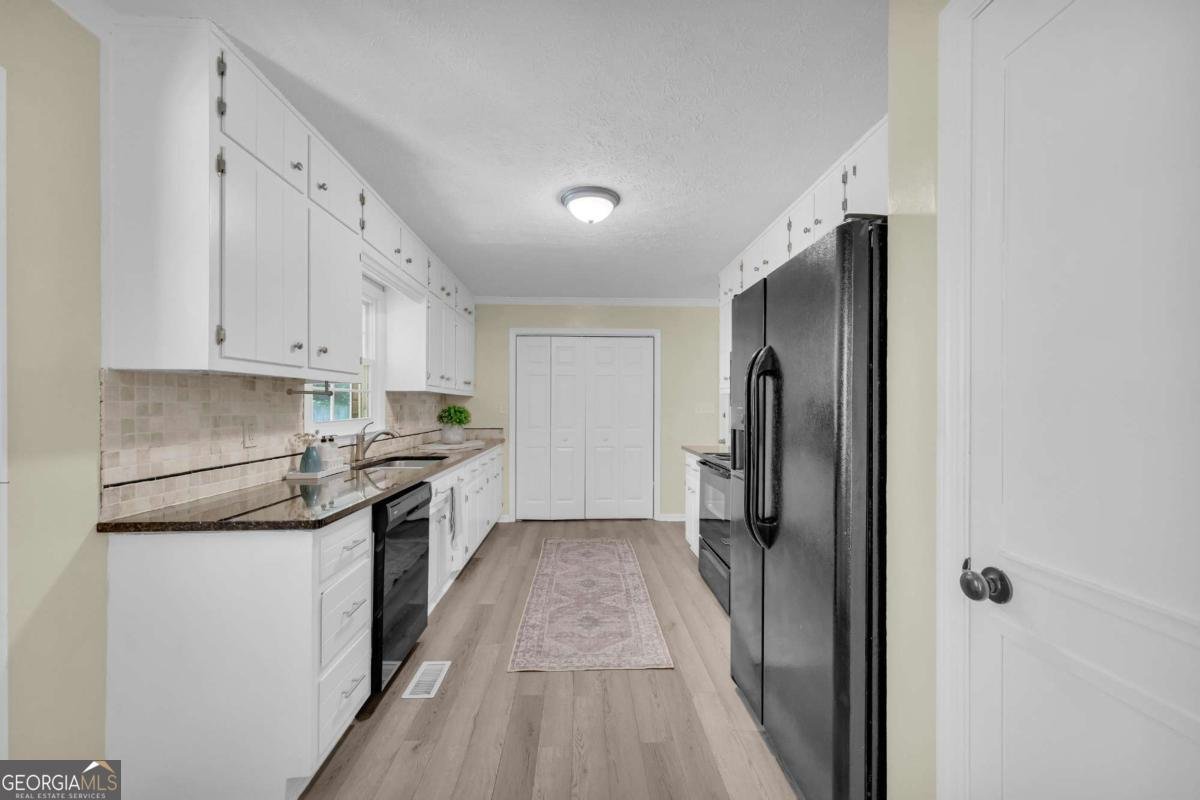 185 Knob Lick Drive Athens - Photo 12