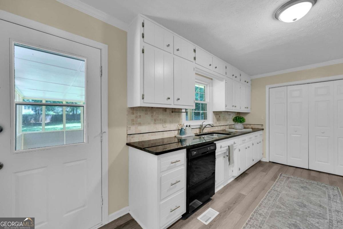 185 Knob Lick Drive Athens - Photo 15