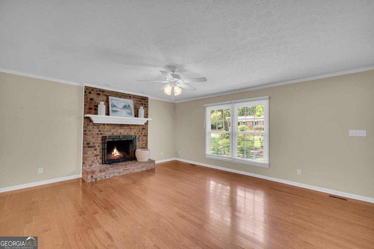 185 Knob Lick Drive Athens - Photo 6