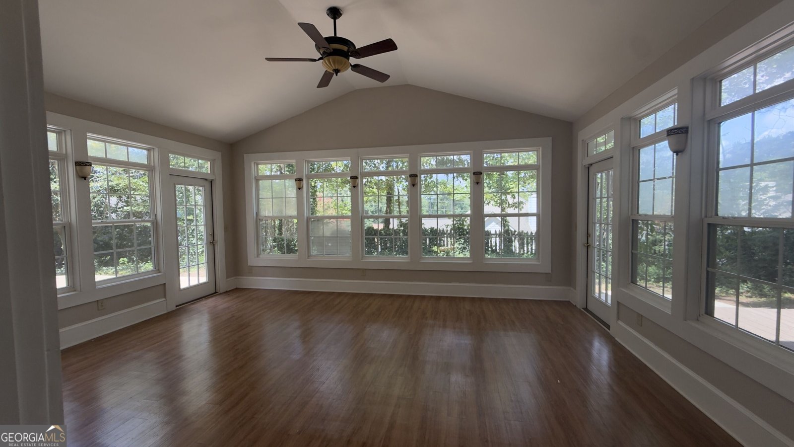 2042 Fox Hound Way Lawrenceville - Photo 11