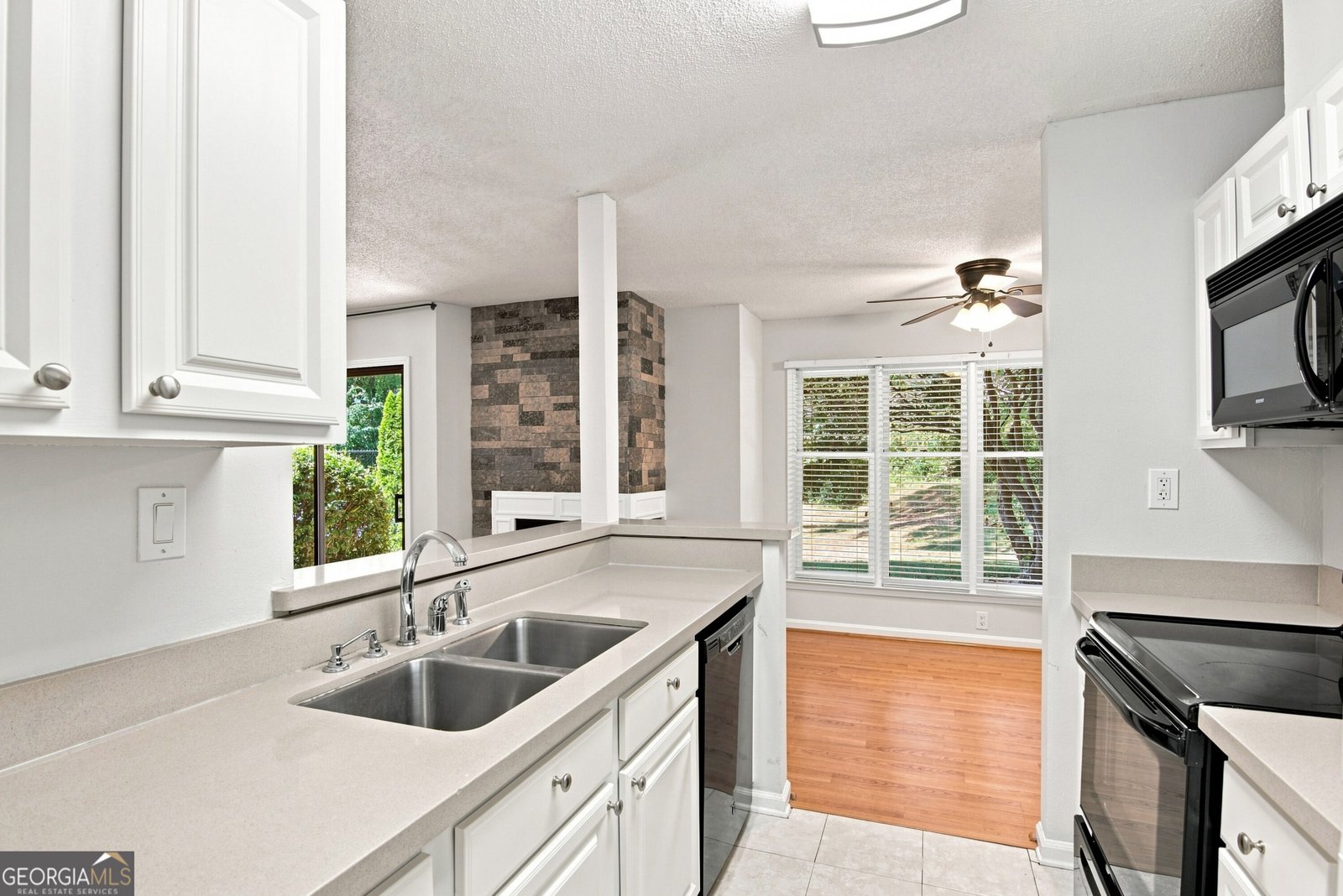 1101 Garden Court Sandy Springs - Photo 10