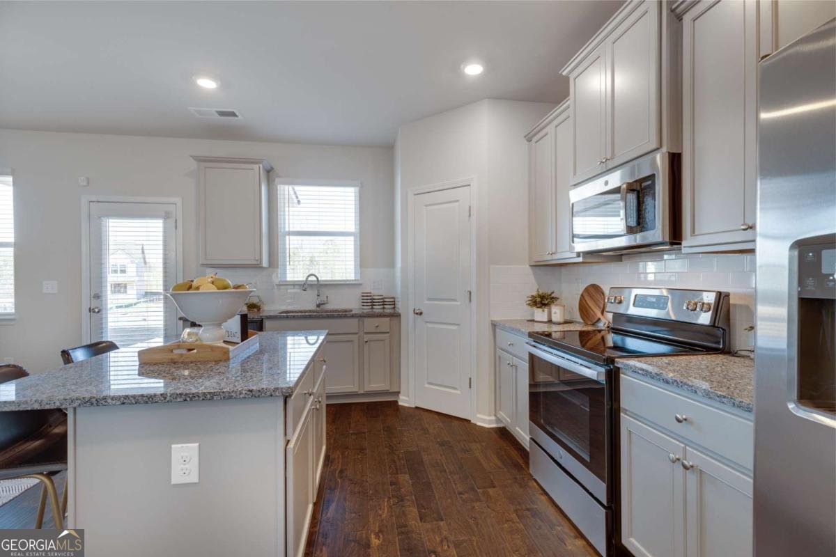 527 Collier Mills Road Lawrenceville - Photo 7