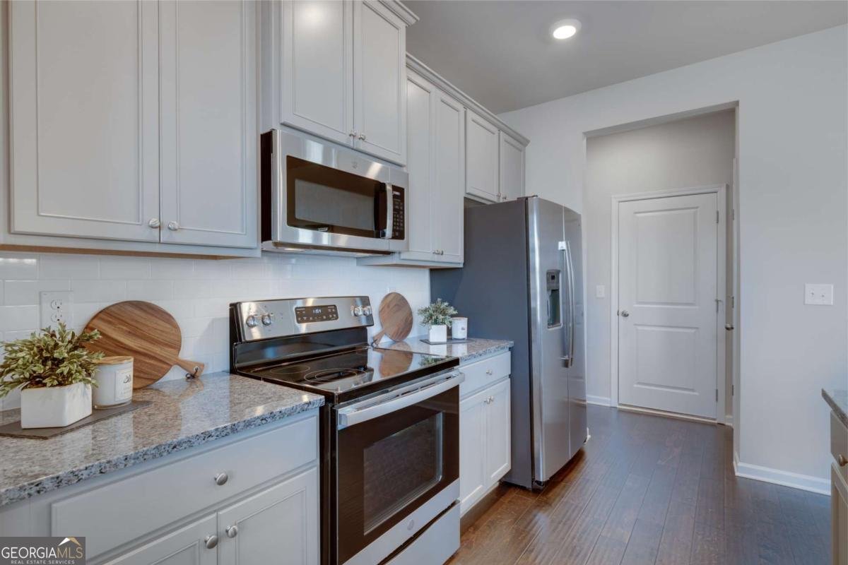 527 Collier Mills Road Lawrenceville - Photo 9