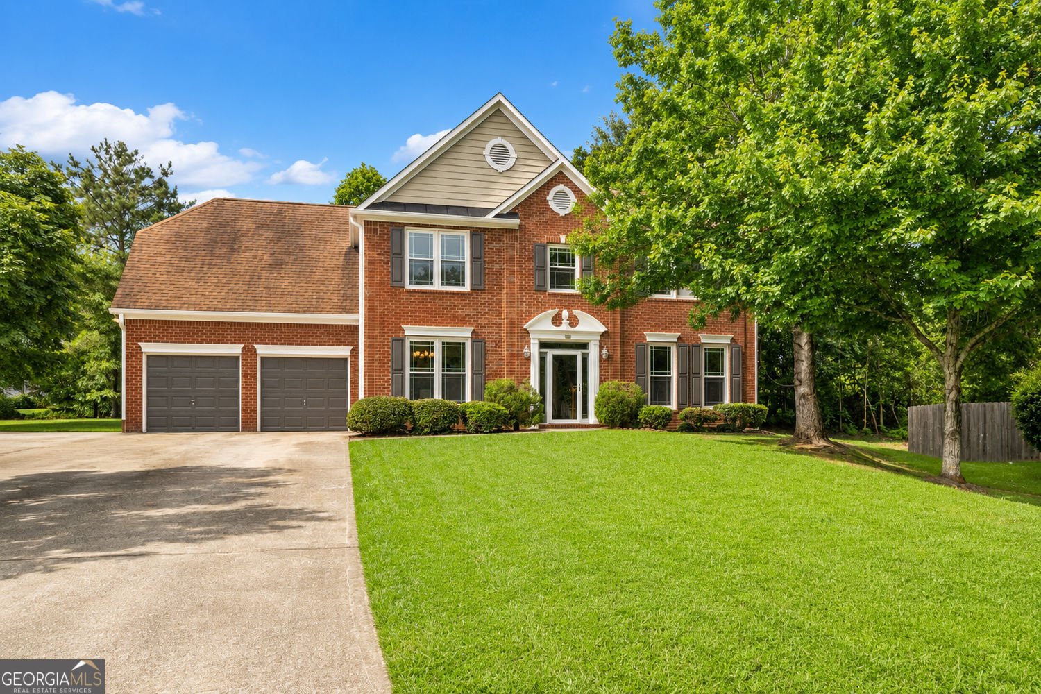 2057 Devonhurst Drive Powder Springs - main photo