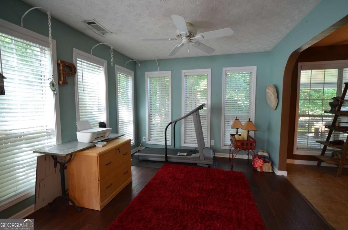 2513 Baysridge Drive Kennesaw - Photo 11