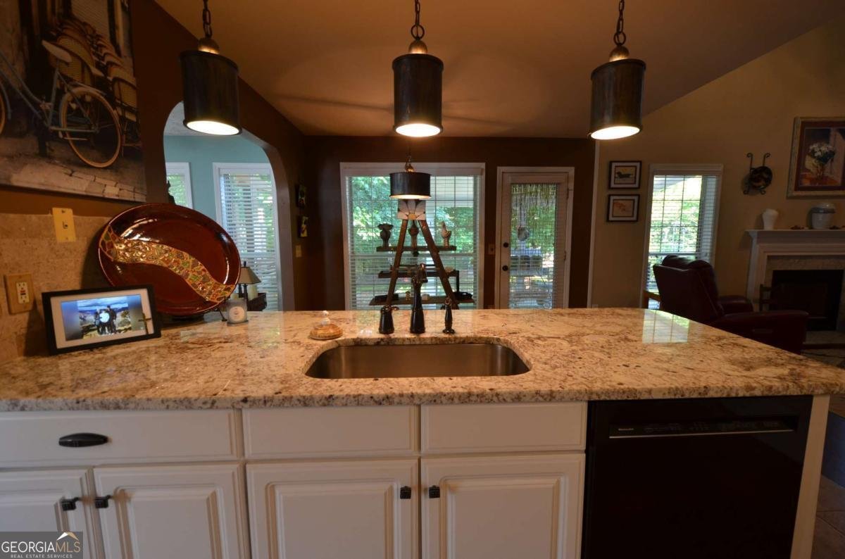 2513 Baysridge Drive Kennesaw - Photo 17