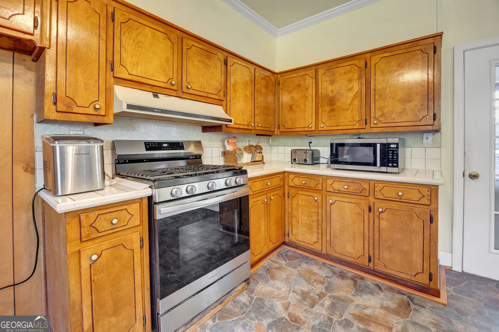 132 Field Street Newborn - Photo 18