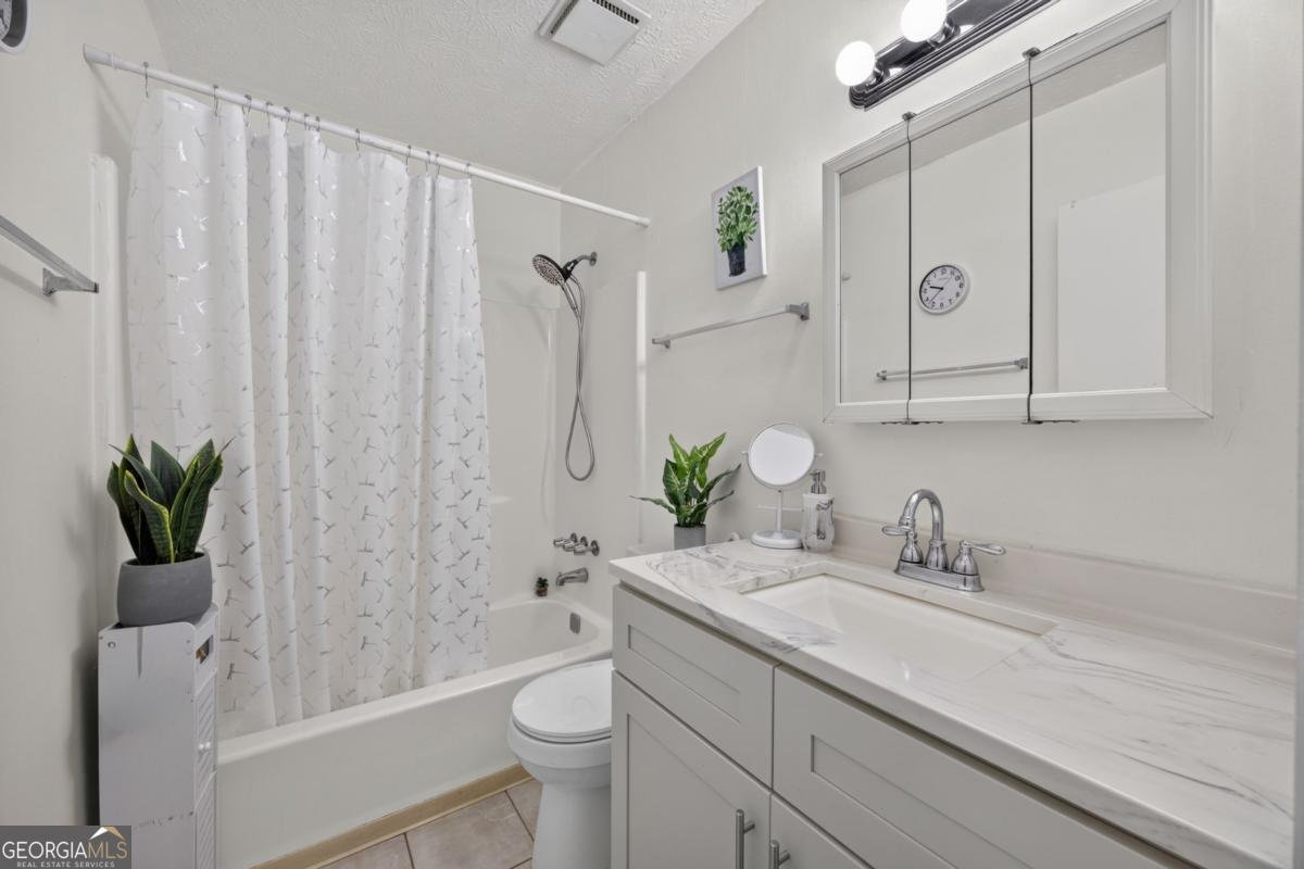 1019 Park West Lane Stone Mountain - Photo 13