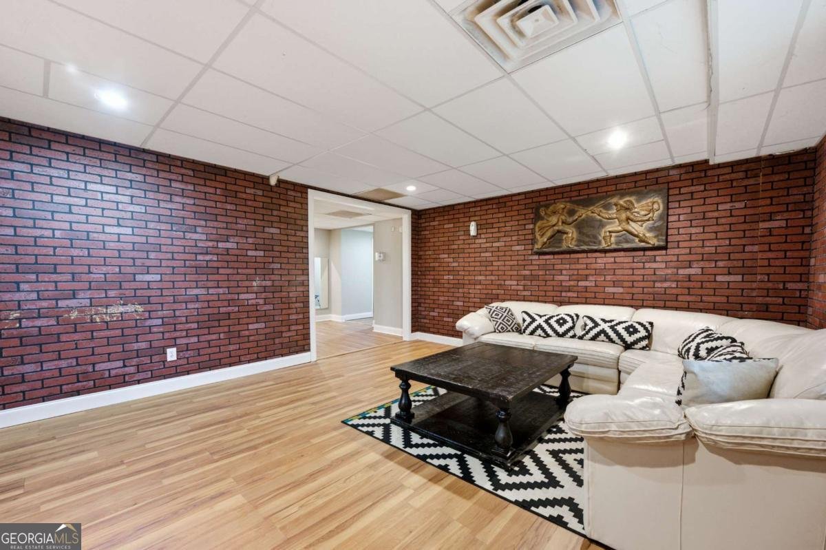 285 Merritt Drive Lawrenceville - Photo 32
