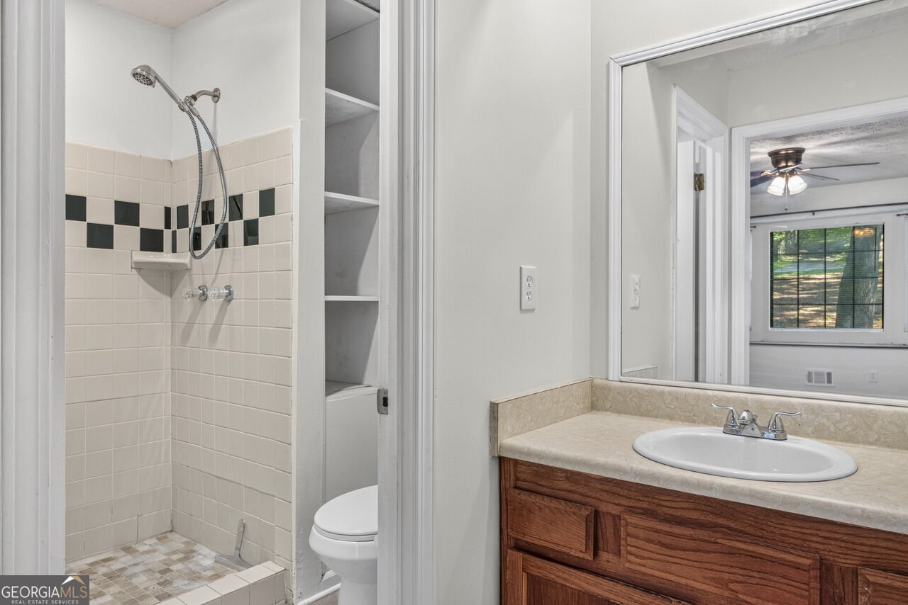 45 Guthrie Place Stockbridge - Photo 17