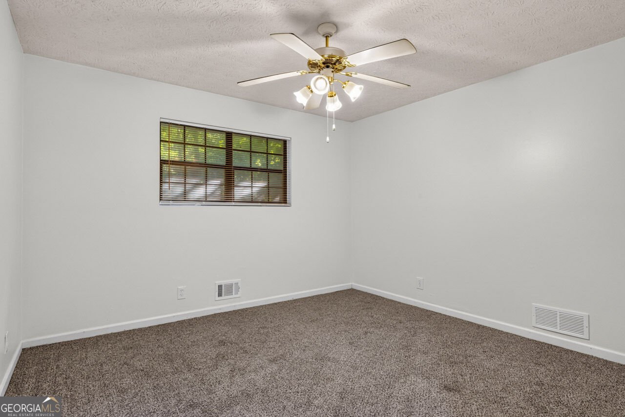 45 Guthrie Place Stockbridge - Photo 21
