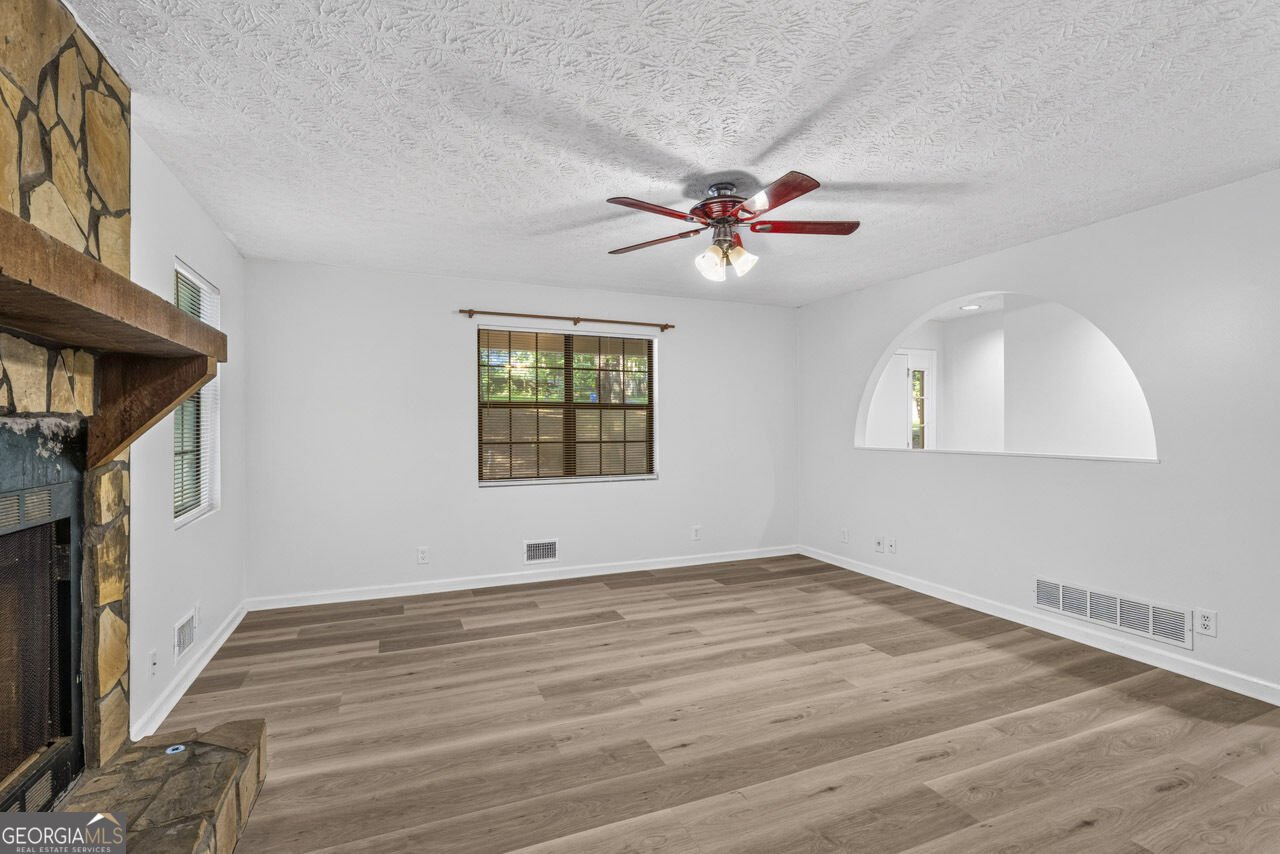 45 Guthrie Place Stockbridge - Photo 7
