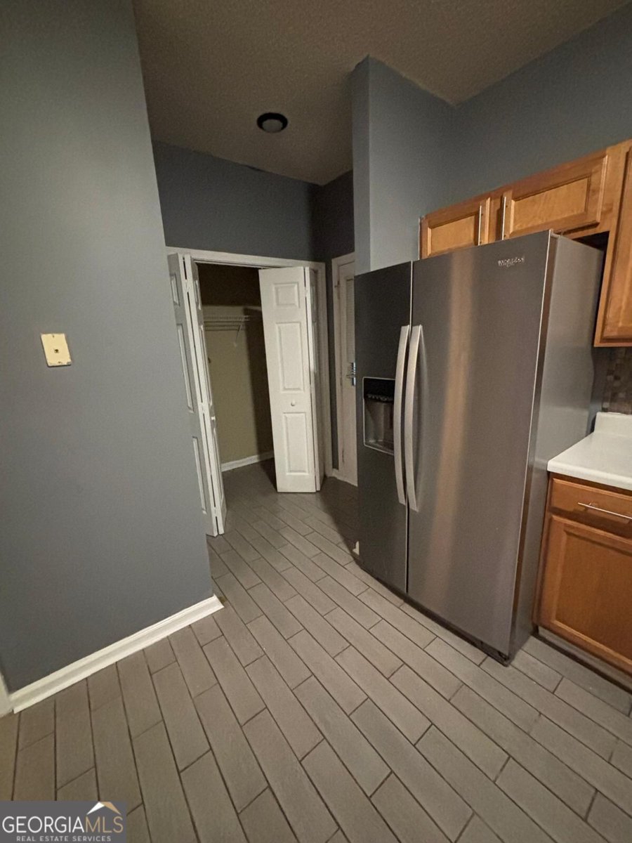 7690 Creekside Lane Riverdale - Photo 9